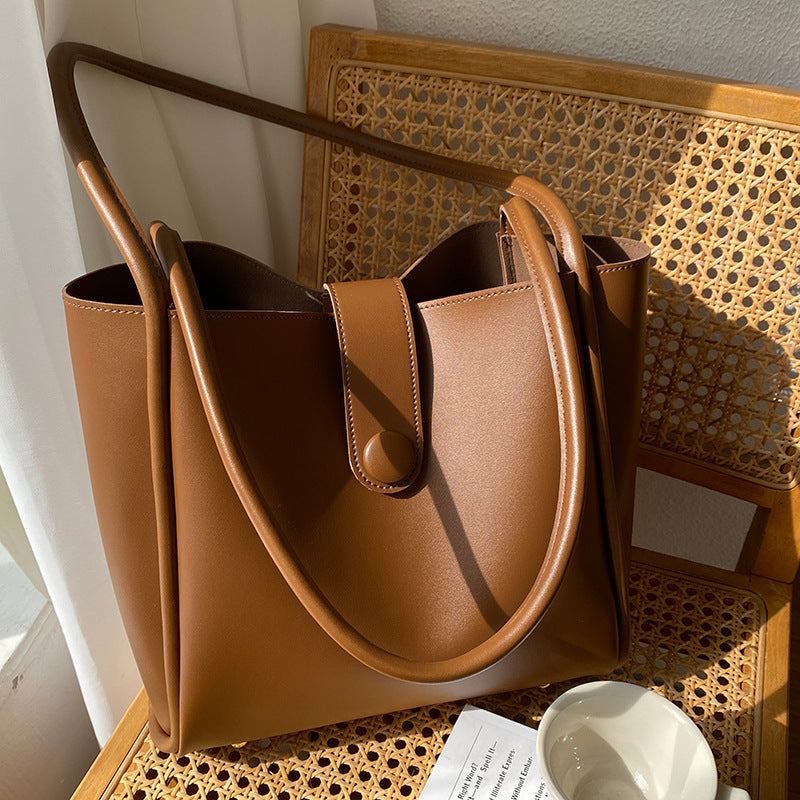 HighStreet Retro Tote