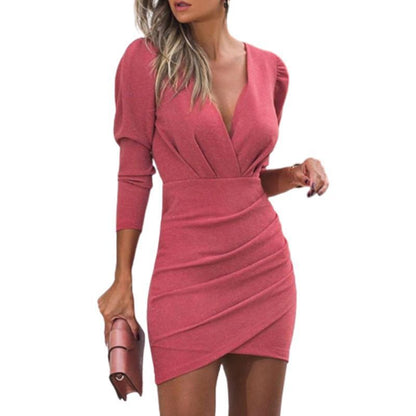 Dünnes, einfarbiges, langärmliges Damenkleid mit Heckenmuster
