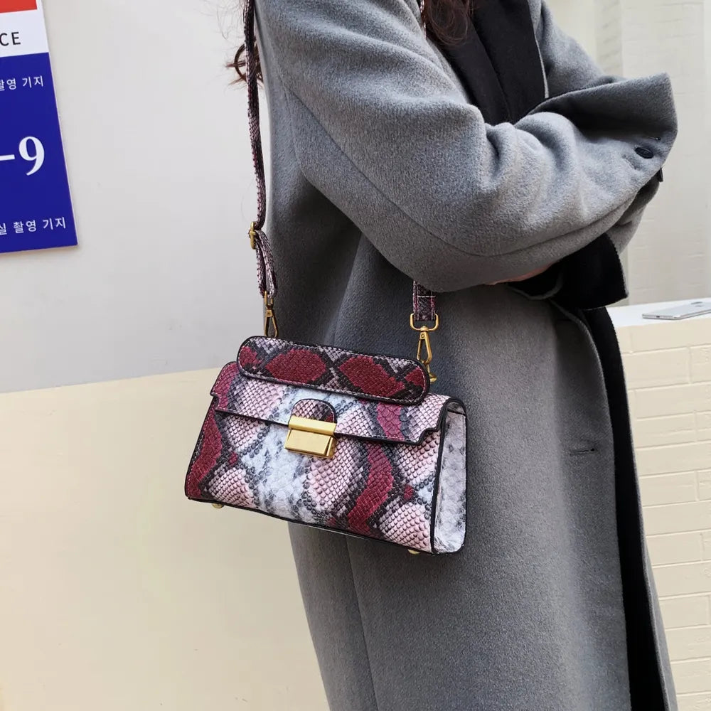 Vivid Charm Snakeskin Bag - BAGMODA