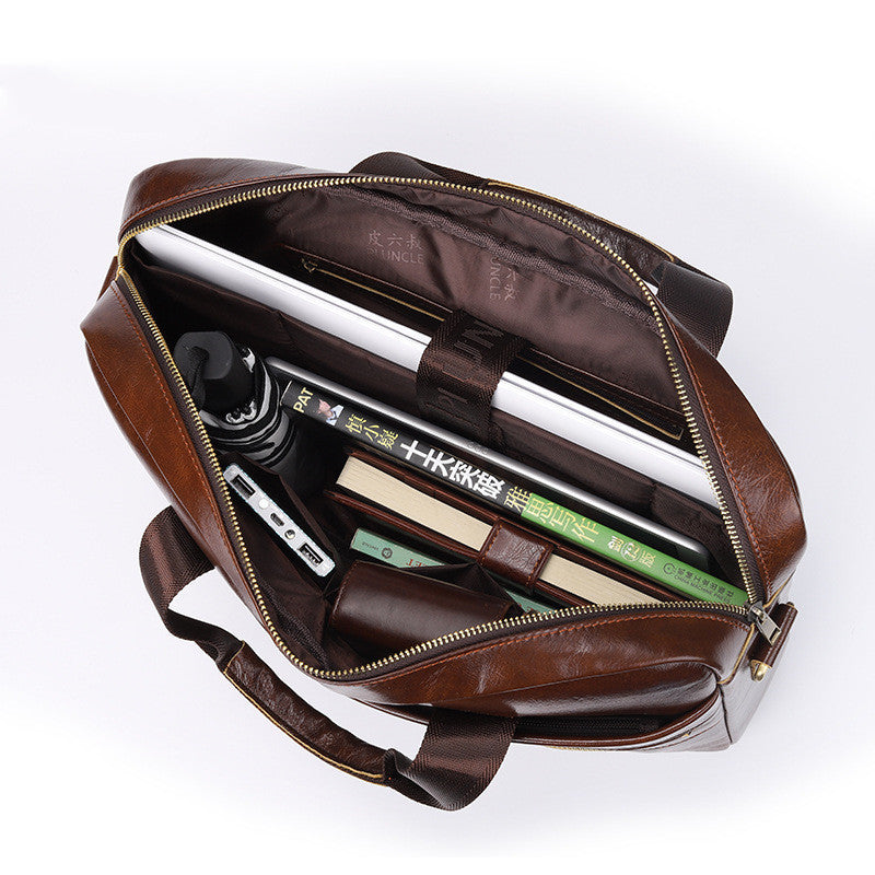 New leather men's briefcase