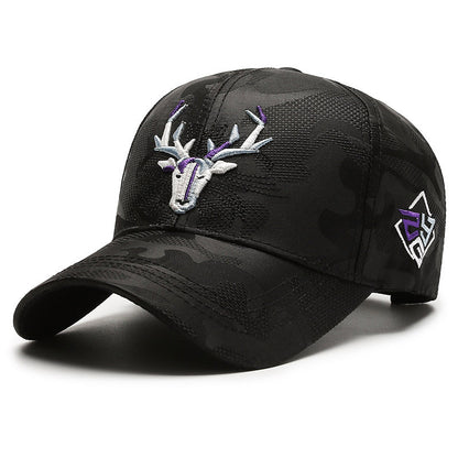 Gorra bordada con visera de alce
