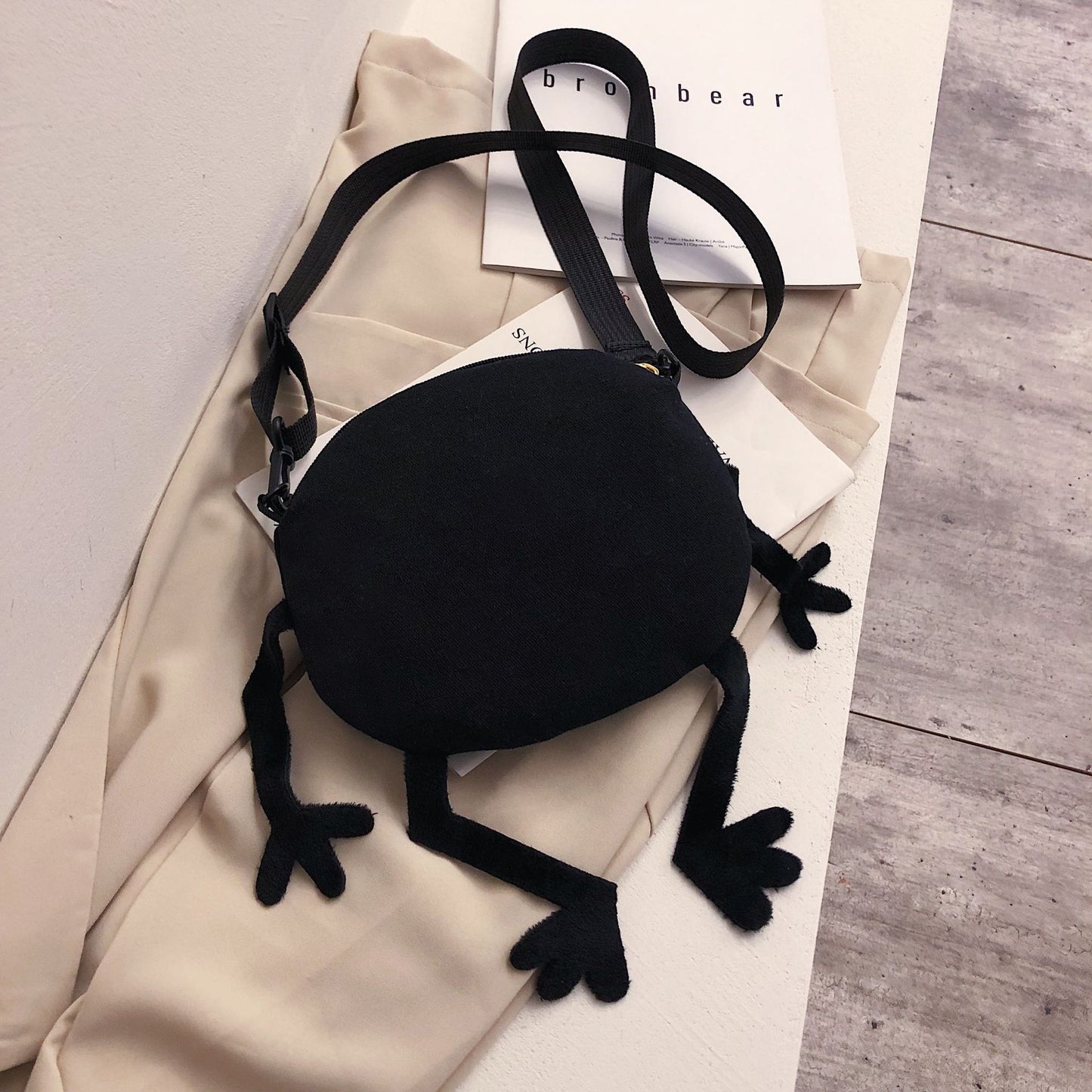 Canvas Round Small Bag