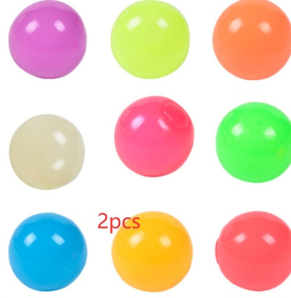 Bolas adhesivas luminosas para pared, juegos de fiesta en casa, juguetes novedosos que brillan en la oscuridad, juguete de descompresión para apretar.