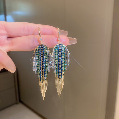 Pendientes redondos con borlas de concha y diseño de flores, ligeros, de lujo y de gran sentido.
