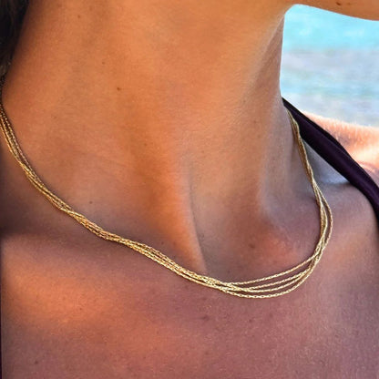 Collar multicapa de acero de titanio europeo y americano para mujer.