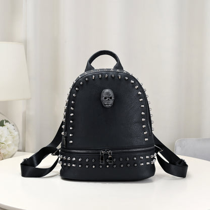 Mochila de cuero minimalista y versátil