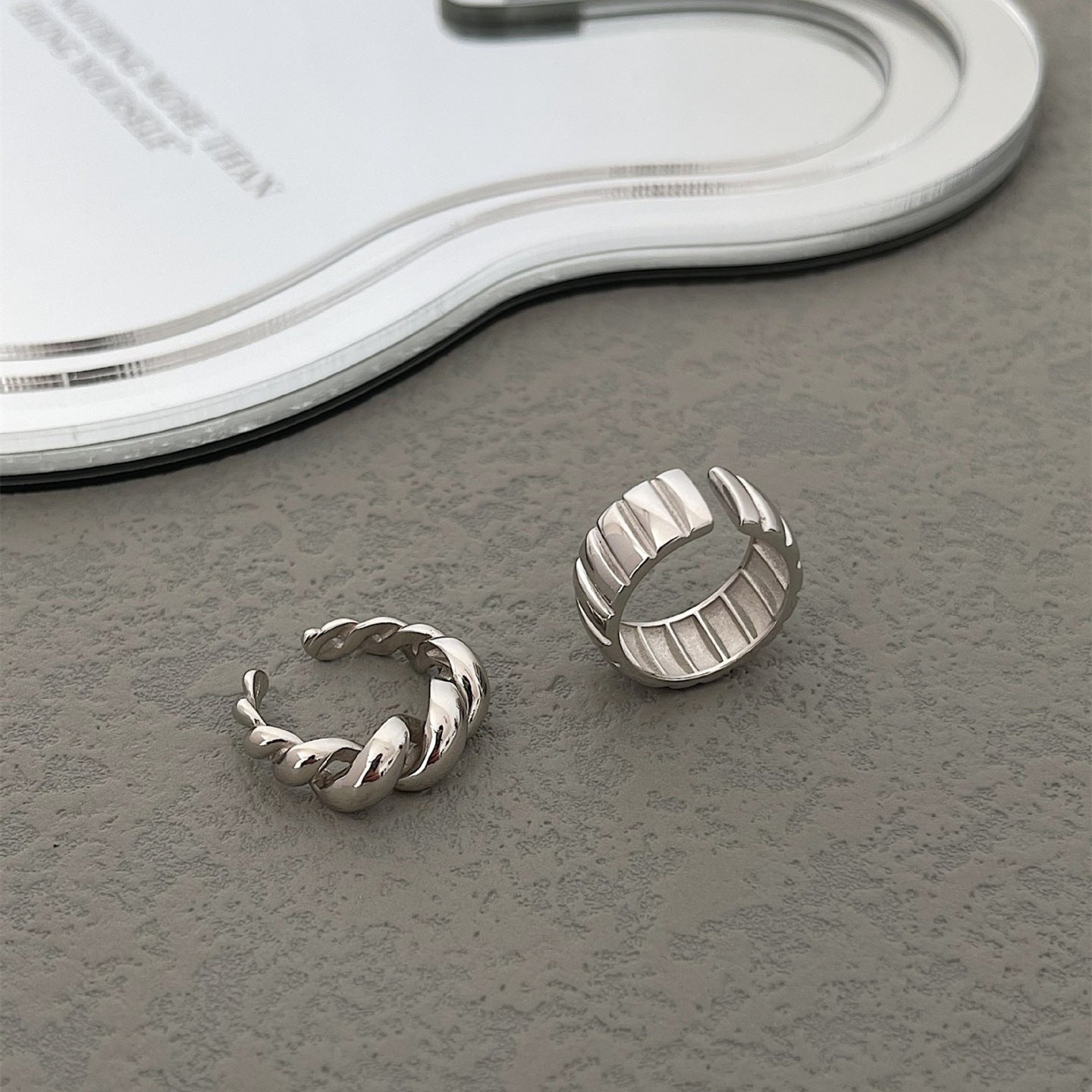Female Retro Fashion Elegance Simple Ring