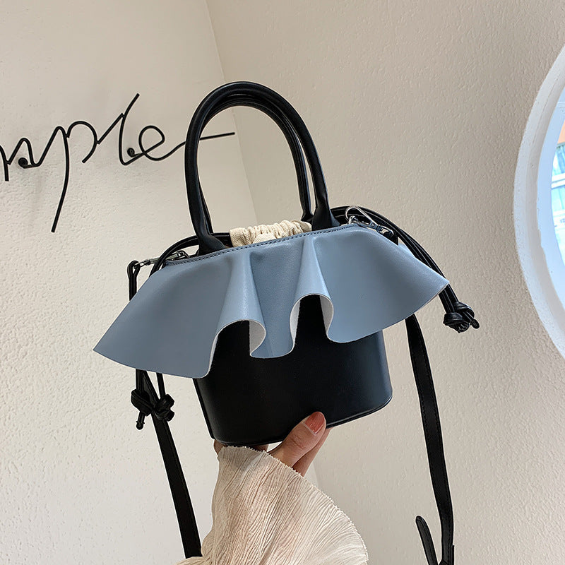 Drawstring shoulder bag