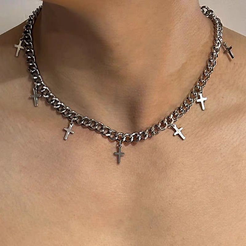 Europäische und amerikanische Mode für Herren, modisches Design, Schlüsselbeinkette, kalter Stil, einfache Hip-Hop-Kreuz-Halskette