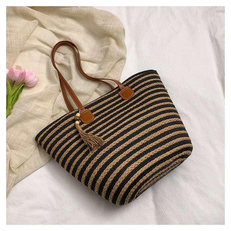 Bolso minimalista para mujer tejido en contraste de colores