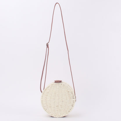 Bolso bandolera de playa redondo de paja tejida