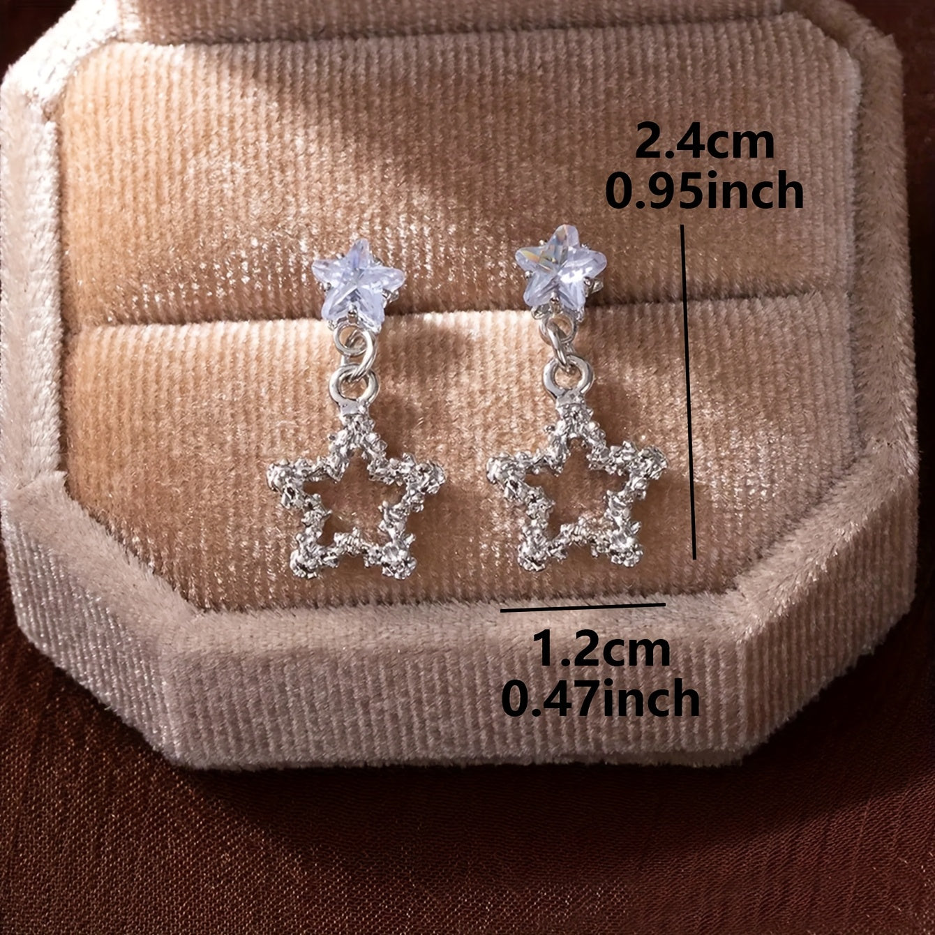 Special Interest Earrings Sweet And Delicate