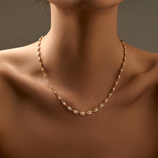 Collar francés elegante, elegante y de alta calidad que conserva el color.