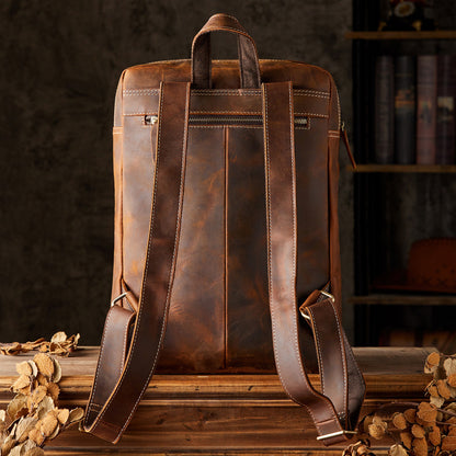 Mochila de cuero de caballo hecha a mano