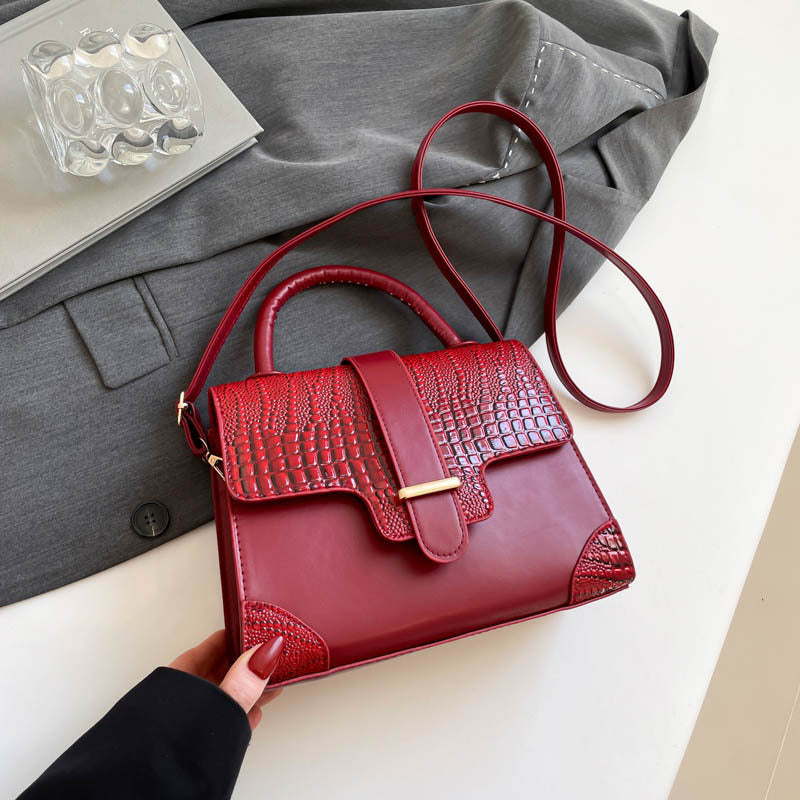 Eterna Chic Crossbody