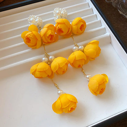 Pendientes colgantes de flores de tela con aguja de plata para mujer