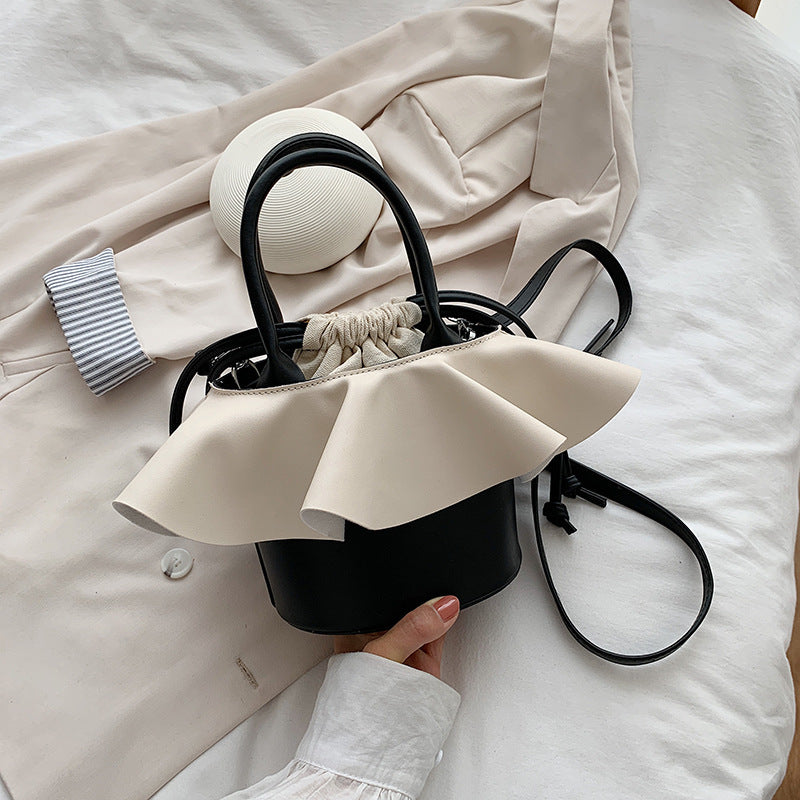 Drawstring shoulder bag