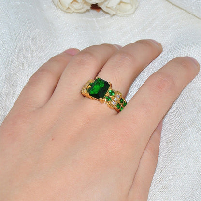 Anillo de compromiso para hombre con circonita cuadrada