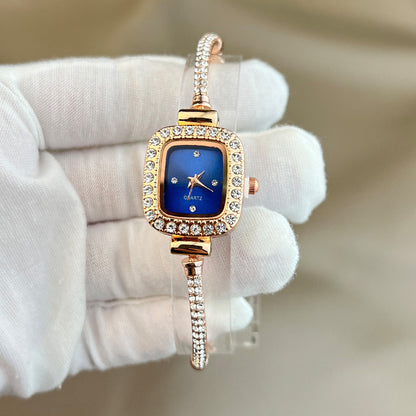 Reloj de moda con diamantes cuadrados para mujer