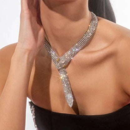 Diamond Snake Head Long Neckchain - BAGMODA