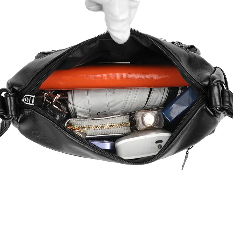 Ease Multi-Pocket Bag