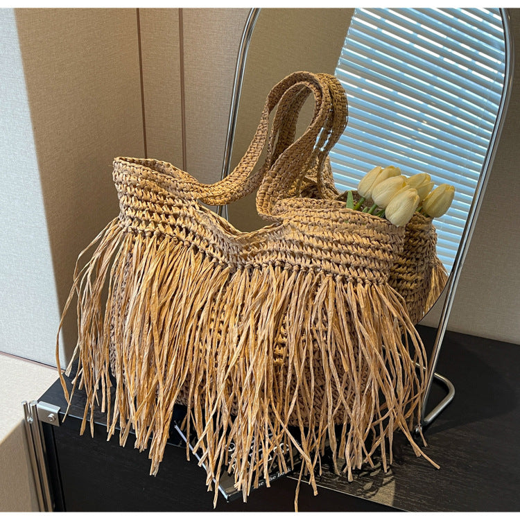 Straw Woven Tassel Shoulder Bag