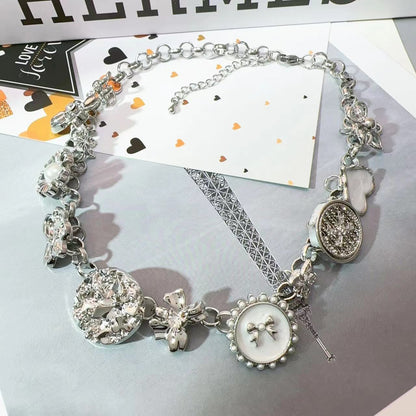 Collar salvaje con temperamento hip hop, dulce y fresco, de la industria pesada