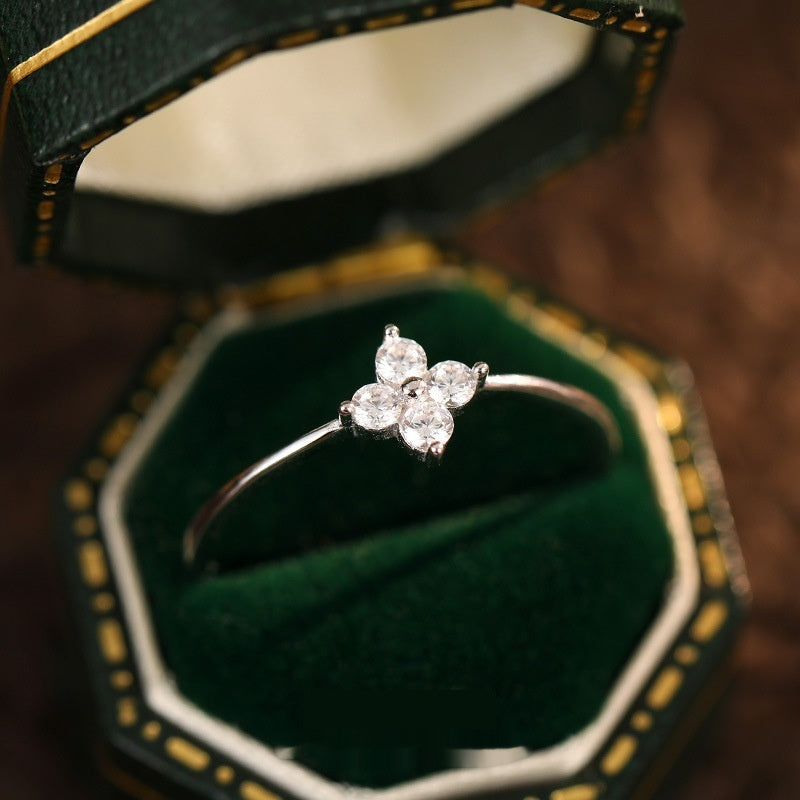 Diamond Four-leaf Clover Ring Female Gold Plated High-grade Closed Mouth