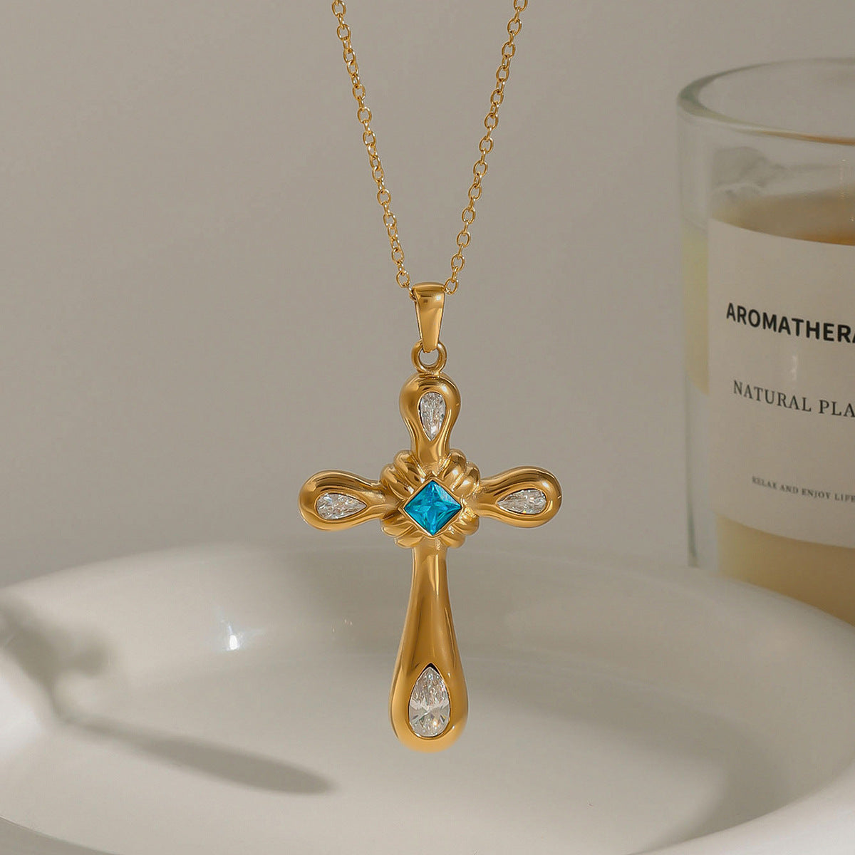 Zircon Titanium Steel Necklace Light Luxury High-grade Jewelry