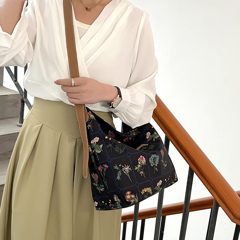 Floral Retro Shoulder Bag