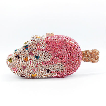 Bolso de mano con forma de helado y diamantes 