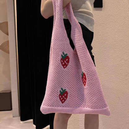 Erdbeer-Strick-Hohltasche