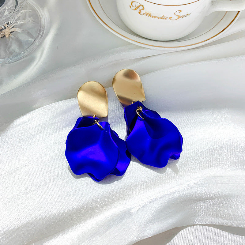 Flower Pattern Shell Tassel Round Earrings Light Luxury High Sense