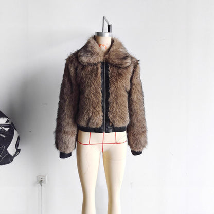 Damenmode Farbkontrast Pelzmantel