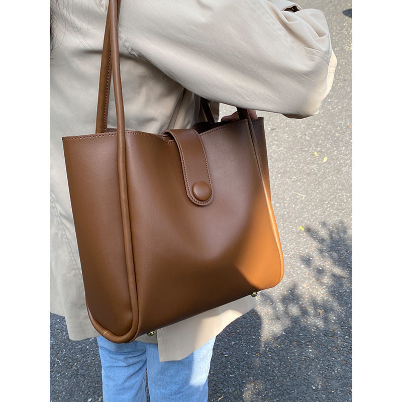 HighStreet Retro Tote