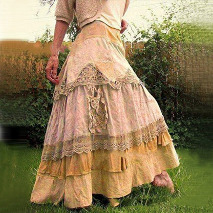 Vestidos de mujer con costuras de encaje y falda de pastel con dobladillo grande