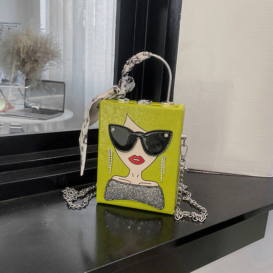 Novira Shoulder Tote