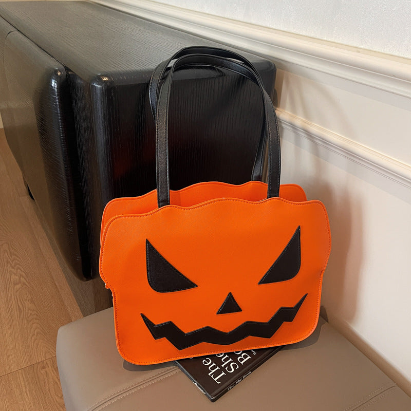 Bolso bandolera con forma de calabaza de Halloween
