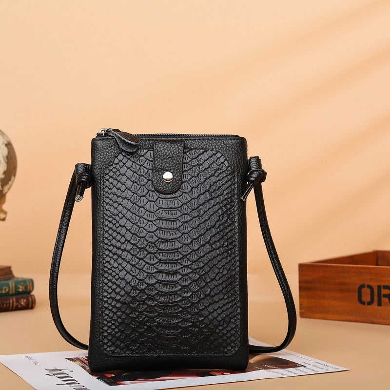 Élura Square Crossbody