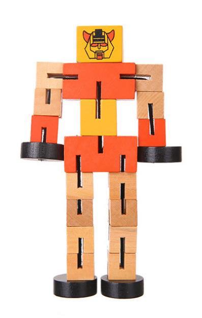 Roboterspielzeug aus Holz
