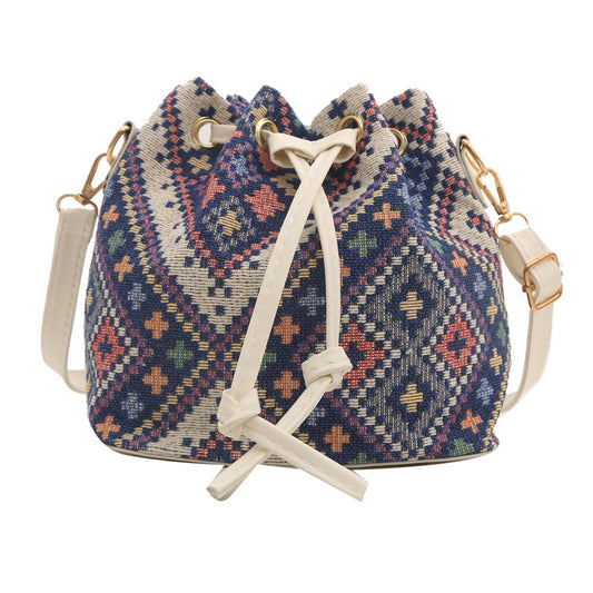 Bolso estilo cubo retro con forma de mano
