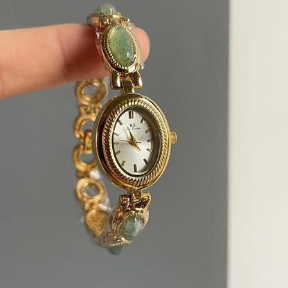 Reloj de pulsera de cuarzo con diamantes ovalados y jade pequeño para mujer