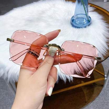 Randlose quadratische Sonnenbrille für Damen