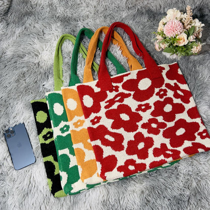 Bolso de punto con flores