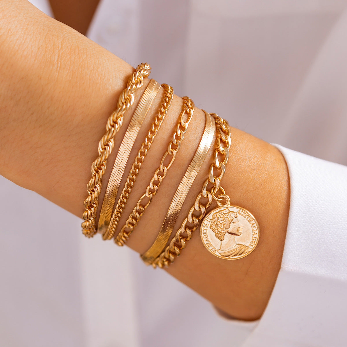 Ins round pendant Bracelet set irregular metallic flat snake chain bracelet - BAGMODA
