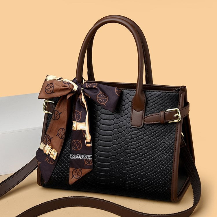 Serpenta Luxe Leather