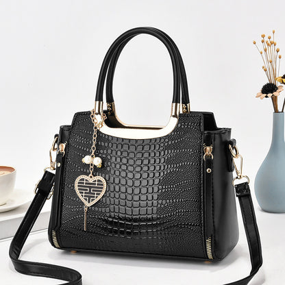 Bolso bandolera de moda a juego
