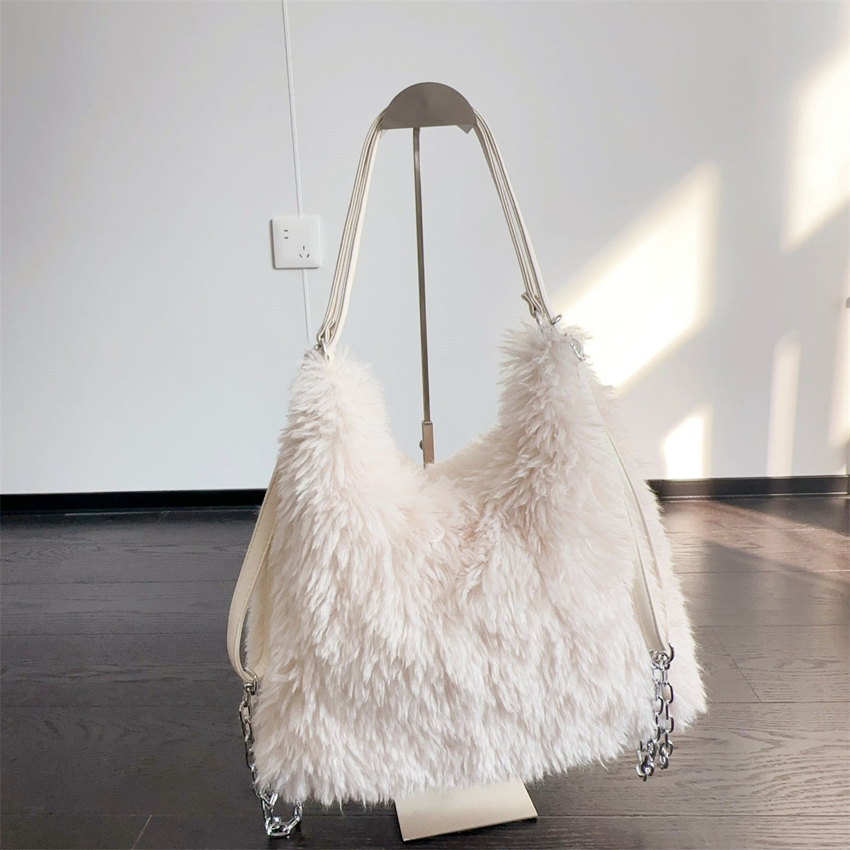 Cozy Cloud Carryall