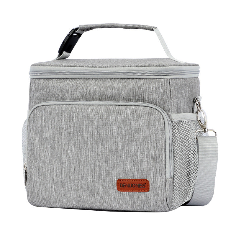 Aluminum film waterproof and heat-insulating portable lunch box