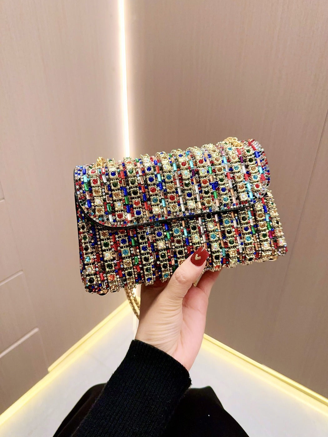 GleamGlitz Diamond Crossbody